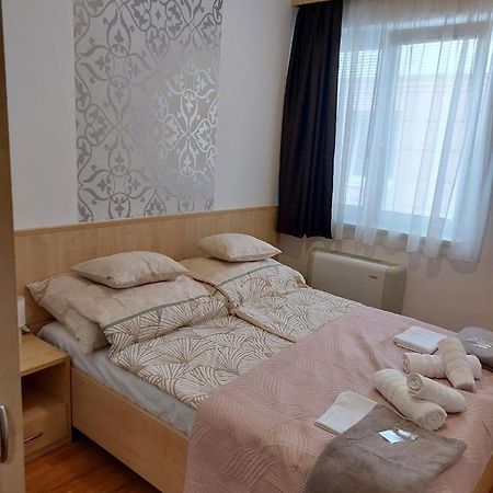 Myrelax Apartment - Hajdúszoboszló מראה חיצוני תמונה